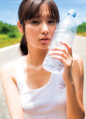 新川優愛カップ