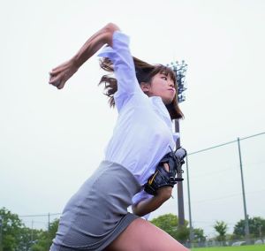 稲村亜美の筋肉