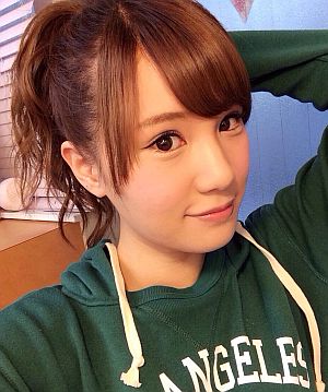 鈴木まりや