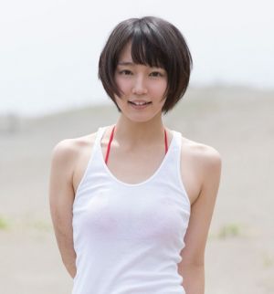 吉岡里帆のカップサイズ