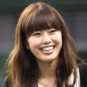 稲村亜美の巨乳のeカップと彼氏 水着画像と神スイング おひまねた